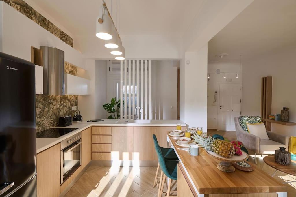 Kaizen Chania - New Central Apartment Just 350M Away With Private Jacuzzi And Free Parking! Exterior foto