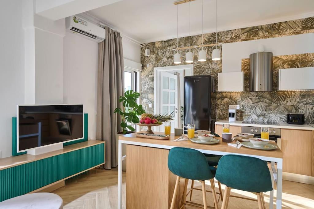 Kaizen Chania - New Central Apartment Just 350M Away With Private Jacuzzi And Free Parking! Exterior foto